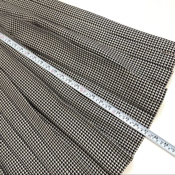 Vintage J. Tiktiner wool pleated skirt - Picture 9 of 12